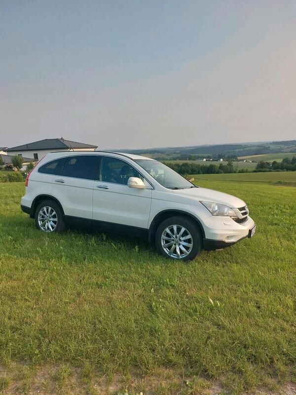Weiß Gebraucht 2011 Honda CR-V SUV | 7.500 € (Guter Preis) - Bild 1/4
