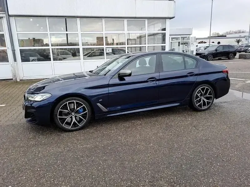 Gebraucht BMW M550 M Sport 530 PS (389 kW) 2021 Blau Limousine