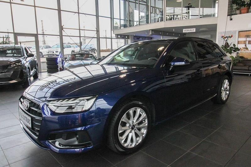 Blau Gebraucht 2021 Audi A4 Advanced Kombi | 23.999 € (Fairer Preis) - Bild 1/4