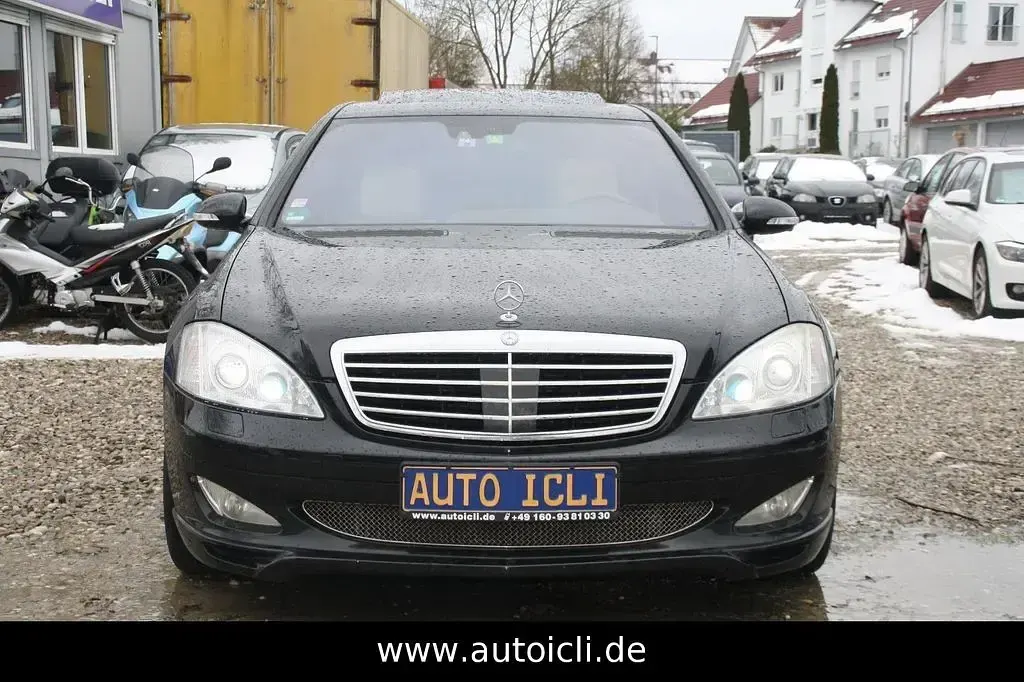 Gebraucht Mercedes S500 387 PS (284 kW) 2006 Schwarz Limousine