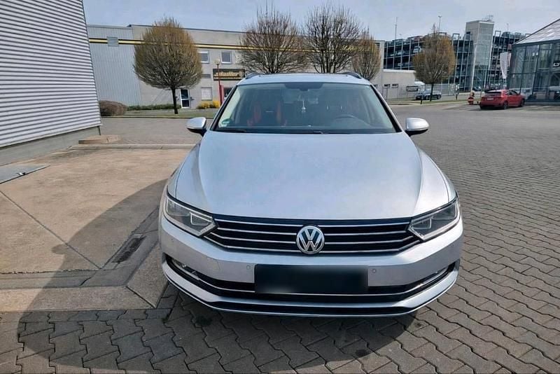 Gebraucht VW Passat Comfortline 150 PS (110 kW) 2016 Grau Kombi