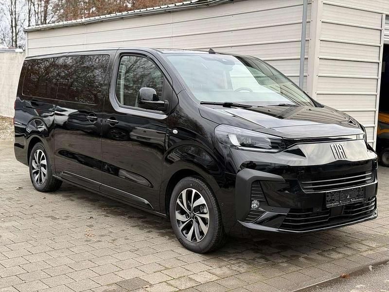 Cinema schwarz metallic Neu 2025 Fiat Ulysse Lounge Van / Kleinbus | 42.090 € (Fairer Preis) - Bild 1/4