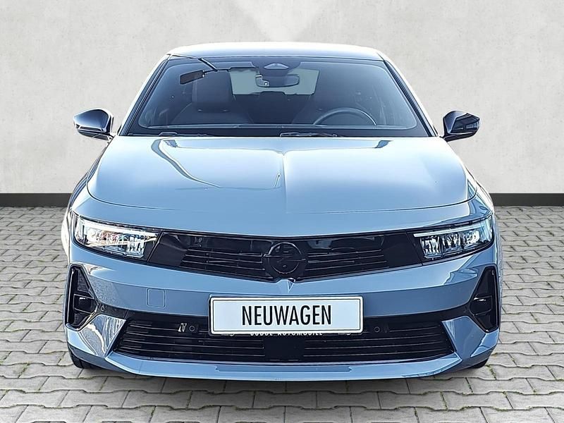 Neu Opel Astra 131 PS (96 kW) 2026 Grafikgrau uni