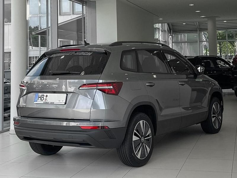 Gebraucht Skoda Karoq Tour 150 PS (110 kW) 2025 Grau SUV