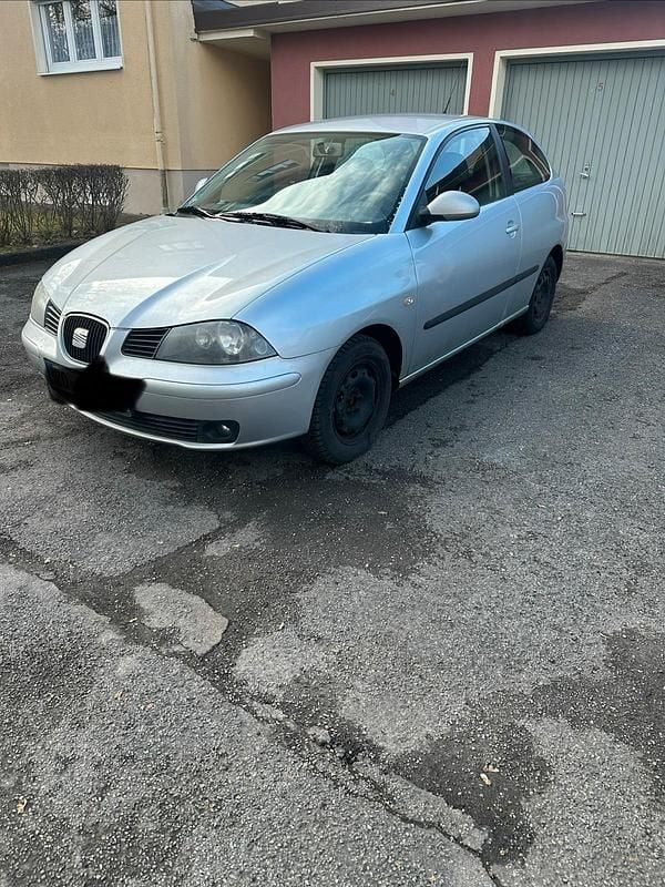 Gebraucht Seat Ibiza 75 PS (55 kW) 2006 Silber Kleinwagen