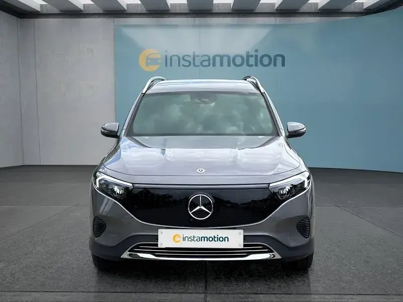 Gebraucht Mercedes EQB300 167 kW (228 PS) 2025 Grau SUV