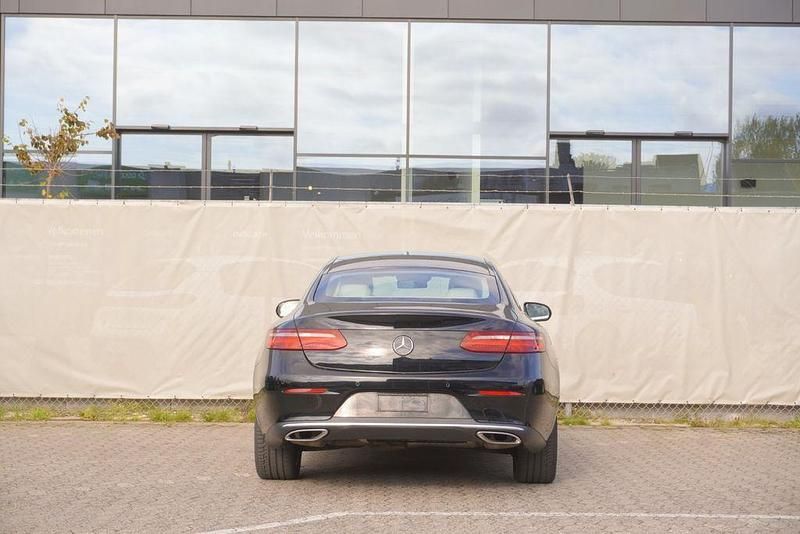 Gebraucht Mercedes E400 AMG line 333 PS (244 kW) 2017 Schwarz