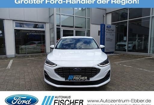 Gebraucht Ford Focus Titanium 120 PS (88 kW) 2023 Weiß Limousine