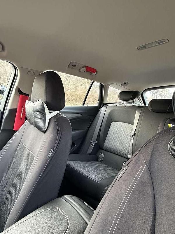 Gebraucht Opel Insignia Edition 170 PS (125 kW) 2018 Kombi