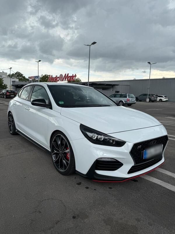 Weiß Gebraucht 2020 Hyundai i30 N Performance Limousine | 21.250 € (Superpreis) - Bild 1/4