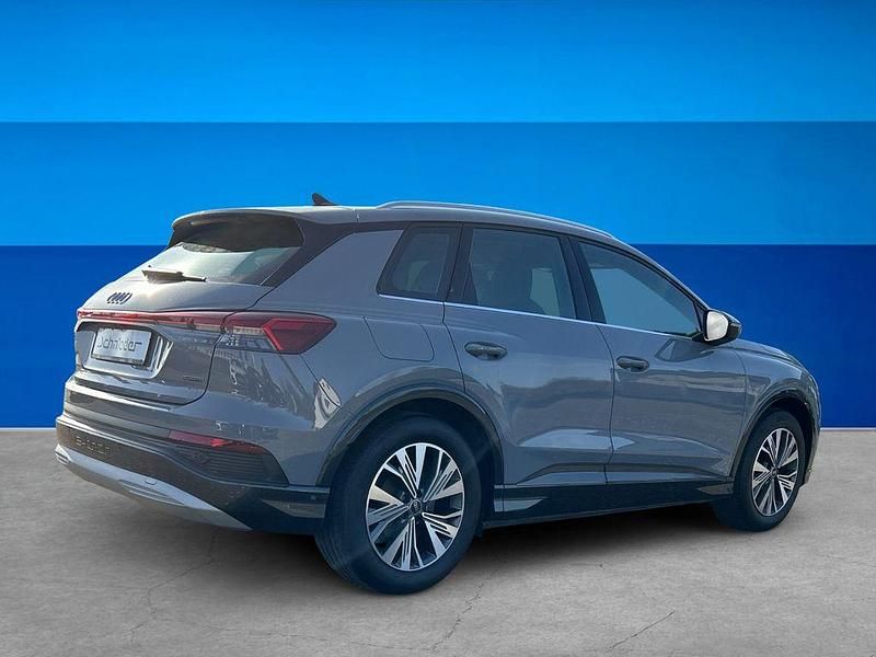 Gebraucht Audi Q4 e-tron Basis 219 kW (299 PS) 2022 Grau SUV