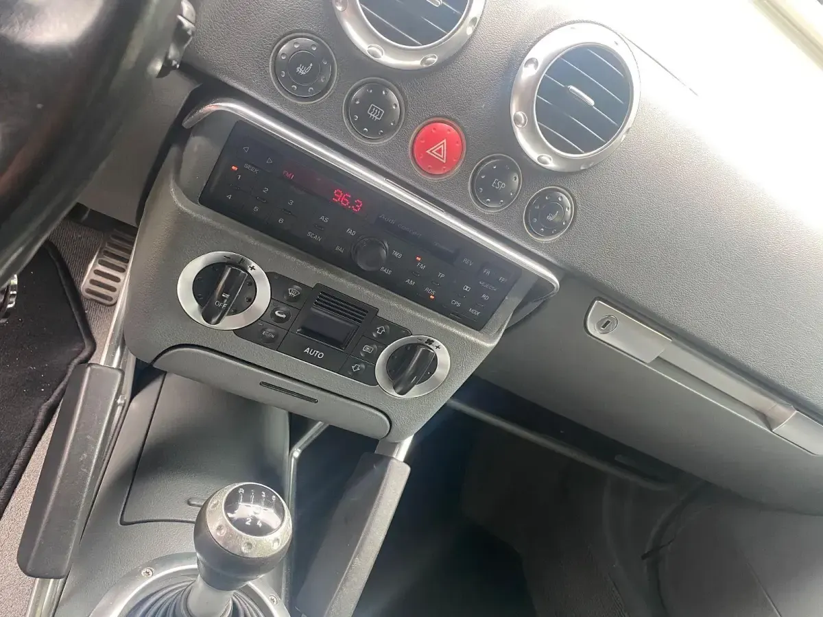 Gebraucht Audi TT Roadster Sport 150 PS (110 kW) 2003 Blau Cabrio
