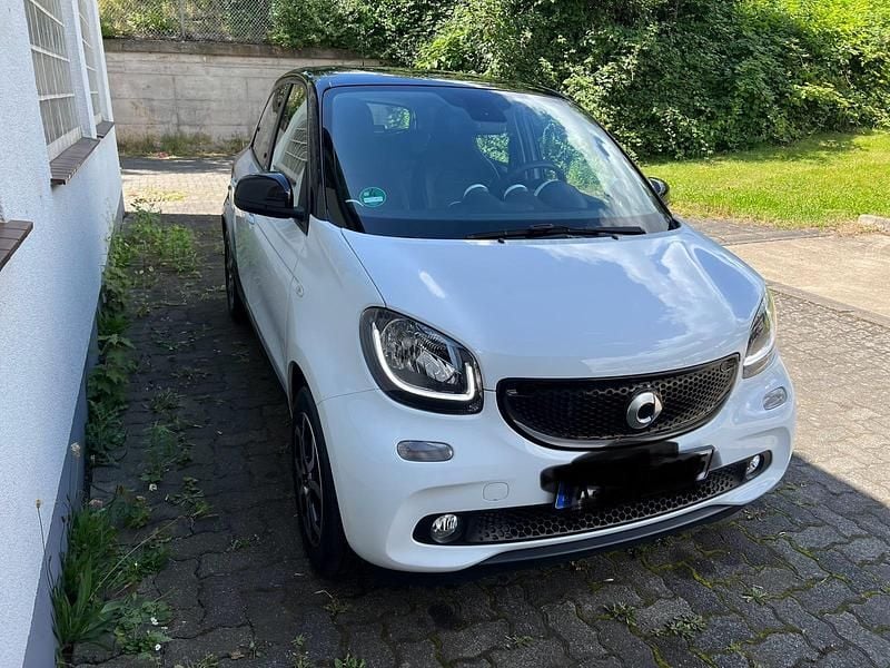 Second-hand Smart ForFour 71 CP (52 kW) 2015 Alb Hatchback