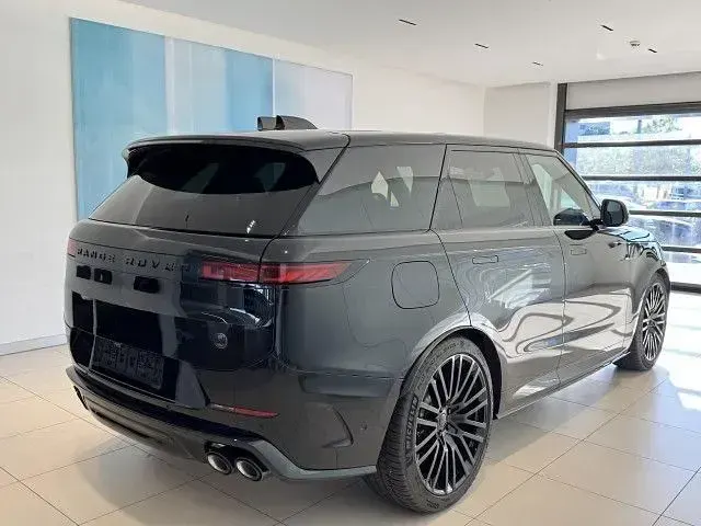 Gebraucht Land Rover Range Rover Sport 635 PS (467 kW) 2026 Narvik black SUV
