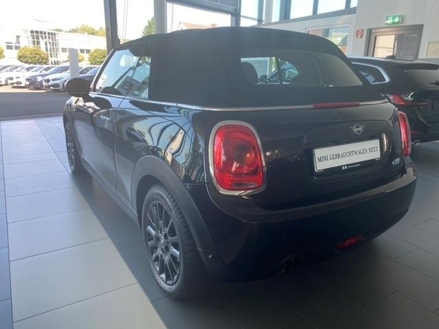 Gebraucht Mini One Cabriolet Pepper 102 PS (75 kW) 2019 Schwarz Cabrio
