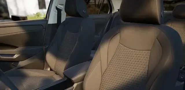 Neu VW T-Roc 150 PS (110 kW) 2026 Wolf grey metallic SUV