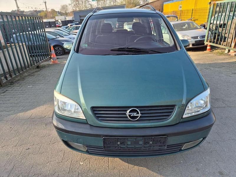 Gebraucht Opel Zafira Basis 125 PS (91 kW) 2002 Grün Van / Kleinbus