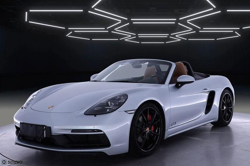Silber Gebraucht 2017 Porsche 718 Cabrio | 60.900 € - Bild 1/4