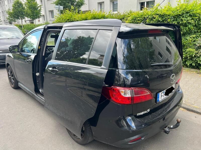 Schwarz Gebraucht 2015 Mazda 5 Van / Kleinbus | 8.999 € - Bild 1/4