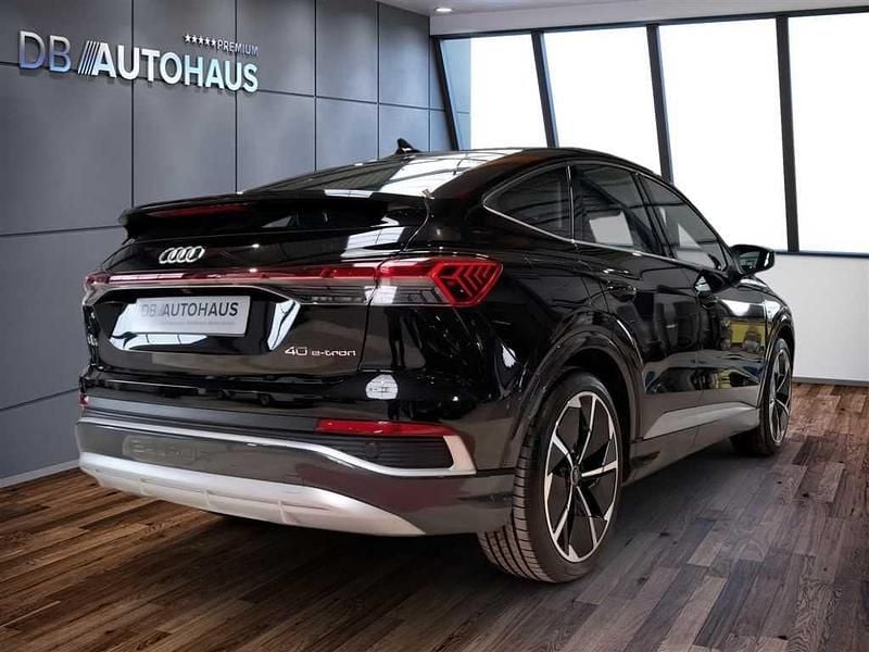 Gebraucht Audi Q4 e-tron Ambiente 150 kW (204 PS) 2023 Schwarz SUV