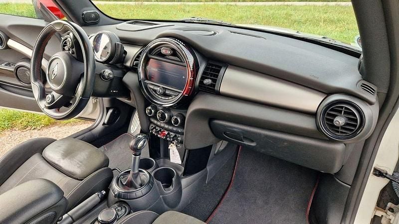 Gebraucht Mini John Cooper Works 231 PS (169 kW) 2015 Silber Kleinwagen
