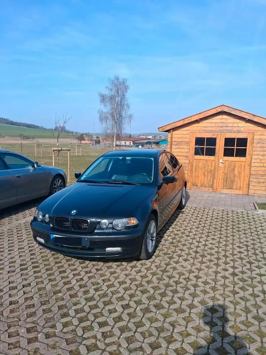 Gebraucht BMW 318 143 PS (105 kW) 2003 Schwarz Limousine