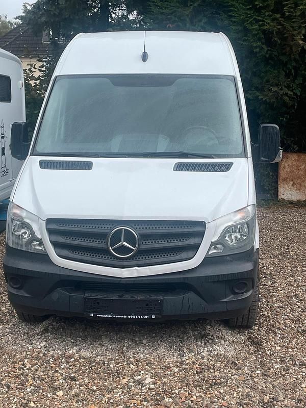 Weiß Gebraucht 2017 Mercedes 316 Van | 11.500 € (Superpreis) - Bild 1/4