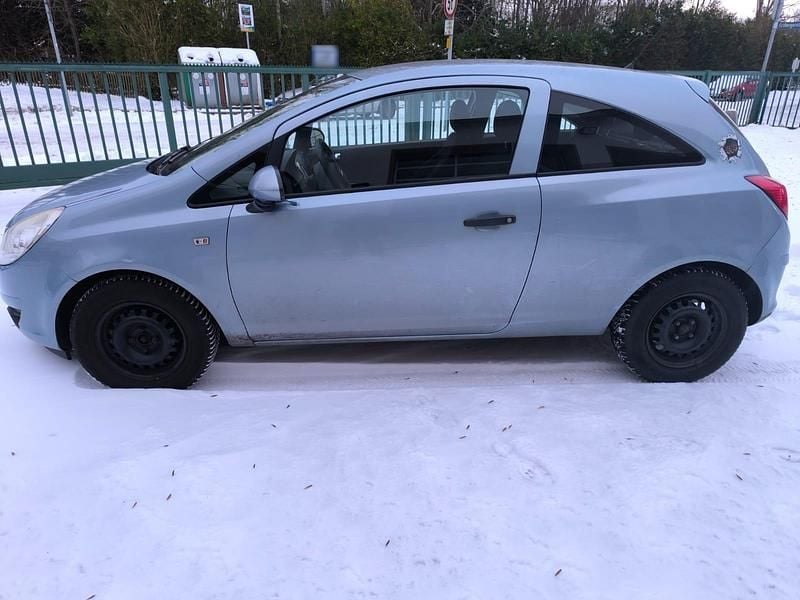 Gebraucht Opel Corsa 60 PS (44 kW) 2009 Silber Kleinwagen