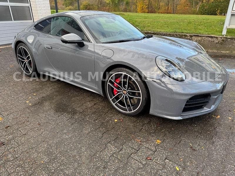 Gebraucht Porsche 992 Sport 480 PS (353 kW) 2025 Grau Coupé