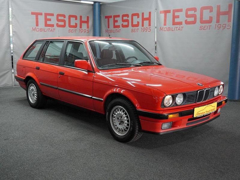 Gebraucht BMW 318 113 PS (83 kW) 1993 Rot Kombi