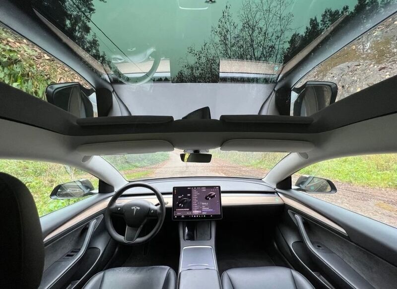 Schwarz Gebraucht 2022 Tesla Model 3 Limousine | 22.990 € (Superpreis) - Bild 1/4