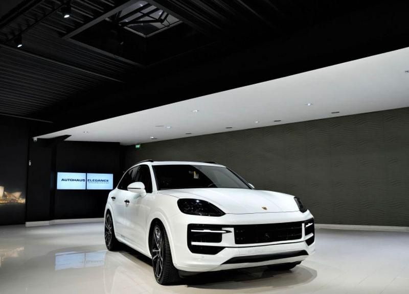 Gebraucht Porsche Cayenne 475 PS (349 kW) 2023 Weiß SUV
