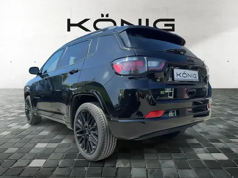 Gebraucht Jeep Compass Altitude 131 PS (96 kW) 2023 Schwarz SUV