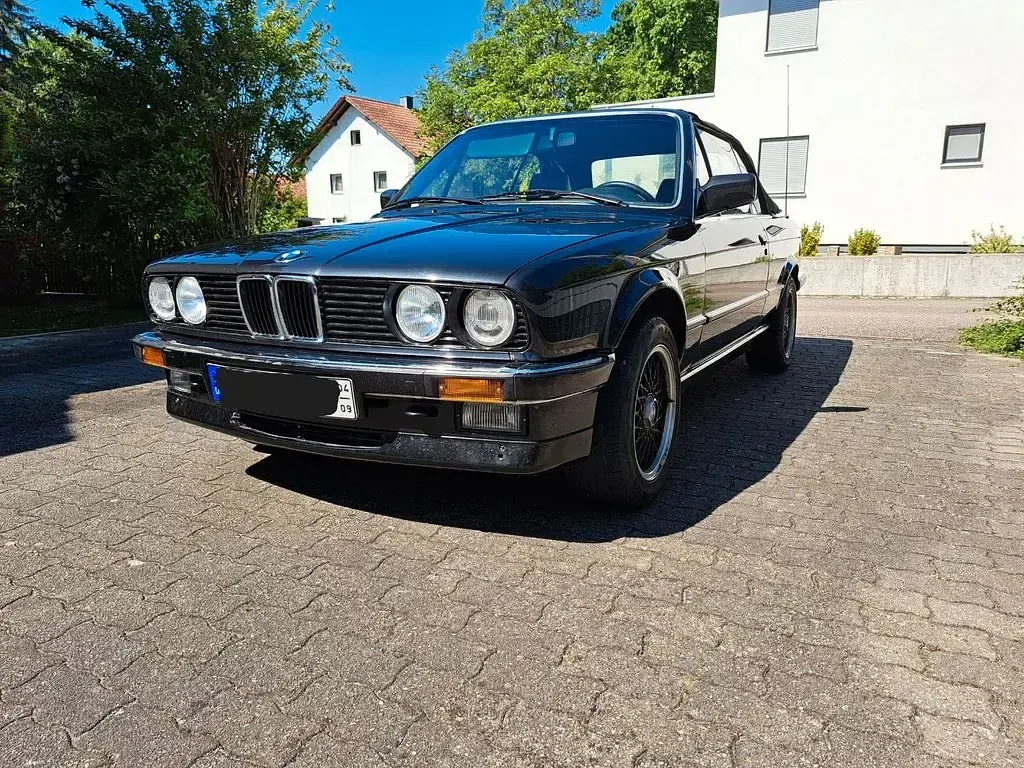 Gebraucht BMW 325 Cabriolet 170 PS (125 kW) 1989 Schwarz Cabrio