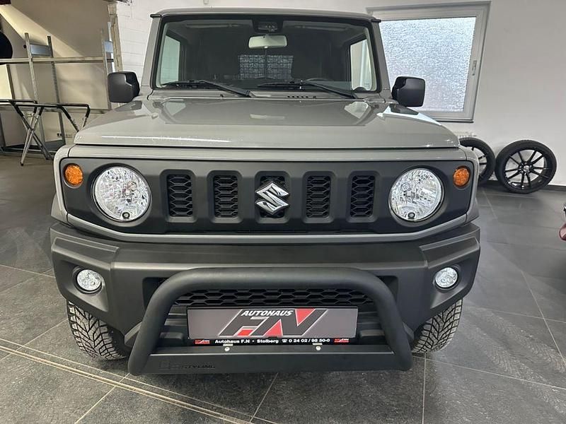 Gebraucht Suzuki Jimny Comfort 102 PS (75 kW) 2021 Grau SUV