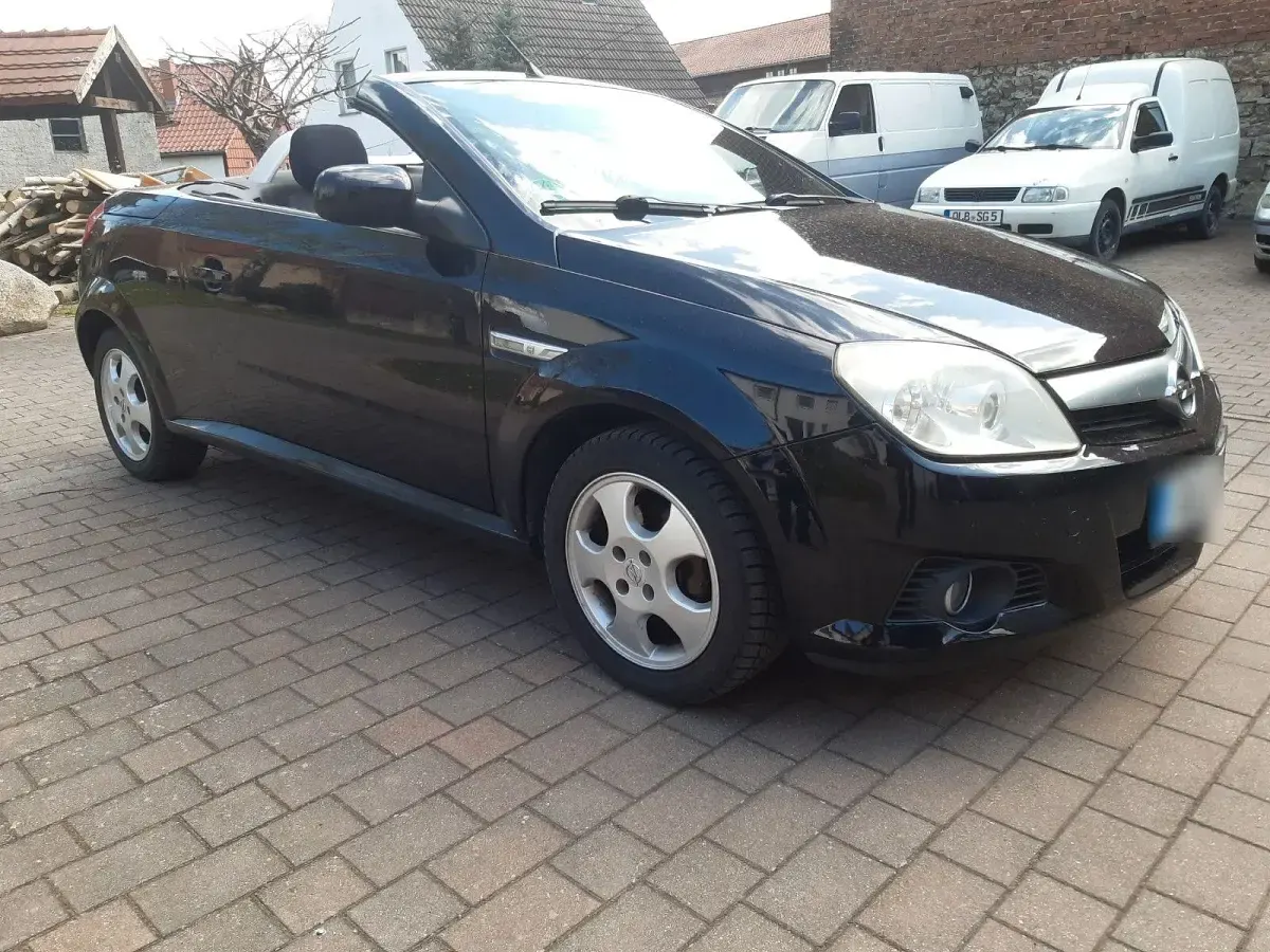 Gebraucht Opel Tigra 90 PS (66 kW) 2005 Schwarz Cabrio