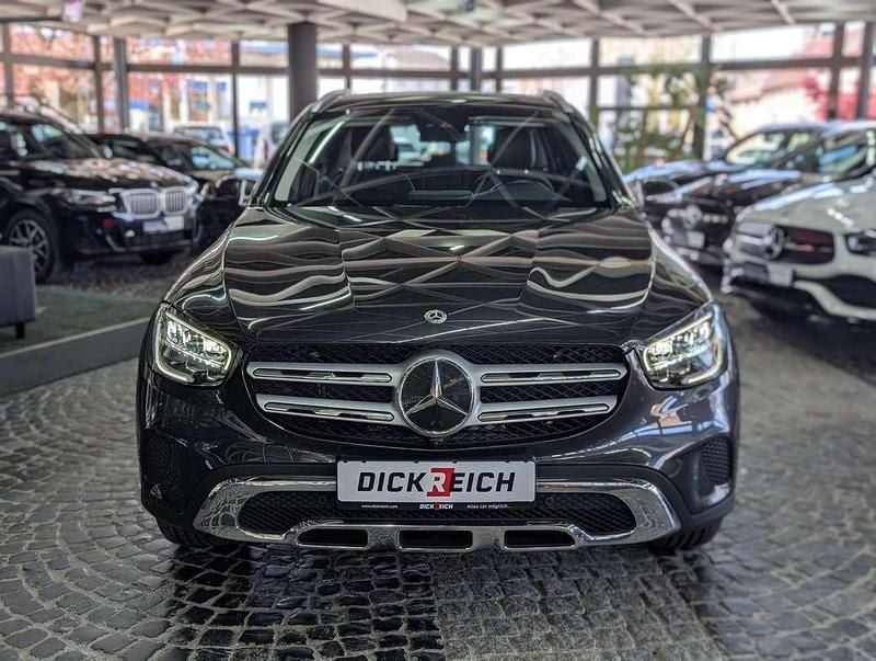 Gebraucht Mercedes GLC200 211 PS (155 kW) 2022 Grau SUV