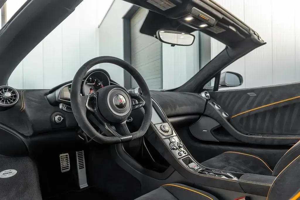 Gebraucht McLaren 650S 650 PS (478 kW) 2015 Silber Cabrio