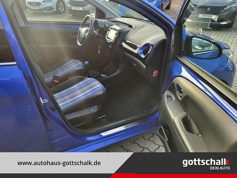 Gebraucht Peugeot 108 Top! Collection 72 PS (52 kW) 2021 Blau Limousine