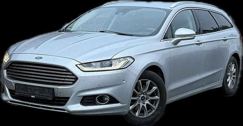 Gebraucht Ford Mondeo Titanium 179 PS (131 kW) 2017 Silber Limousine