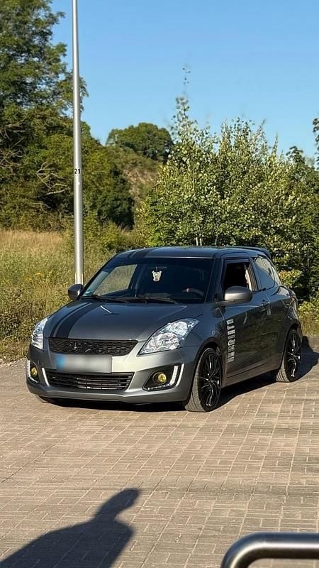 Gebraucht Suzuki Swift 94 PS (69 kW) 2016 Grau Kleinwagen
