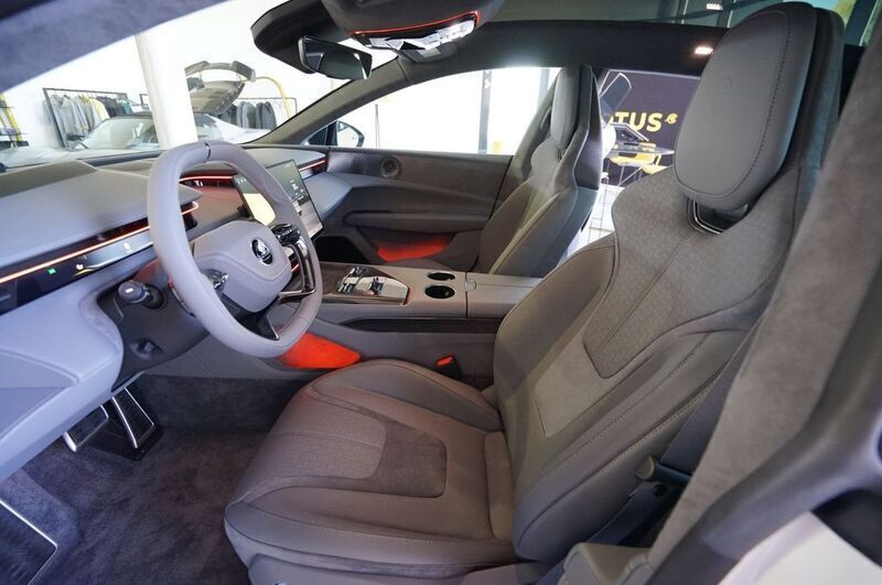 Neu Lotus Emeya 450 kW (612 PS) 2025 Weiß Kleinwagen