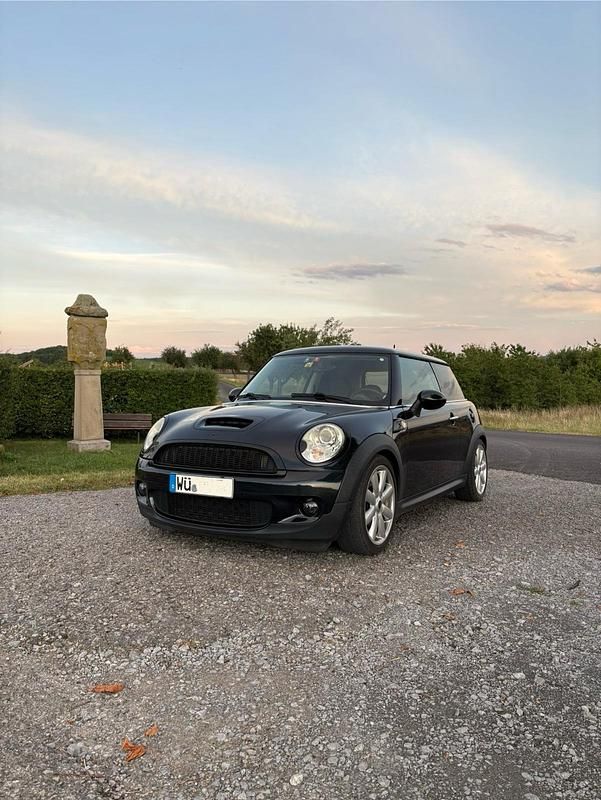 Schwarz Gebraucht 2007 Mini Cooper S Kleinwagen | 4.900 € (Fairer Preis) - Bild 1/4