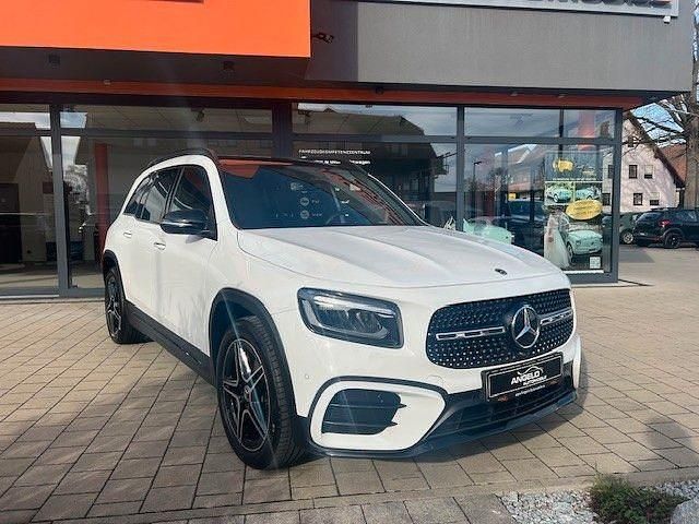 Gebraucht Mercedes GLB200 AMG 150 PS (110 kW) 2024 Weiß SUV