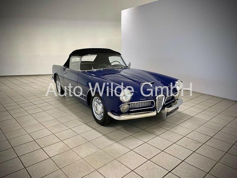 Blau Gebraucht 1959 Alfa Romeo 2000 Cabrio | 97.000 € - Bild 1/4