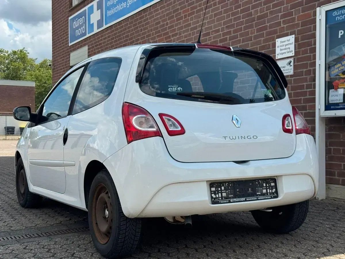 Gebraucht Renault Twingo Initiale Paris 75 PS (55 kW) 2014 Weiß Kleinwagen