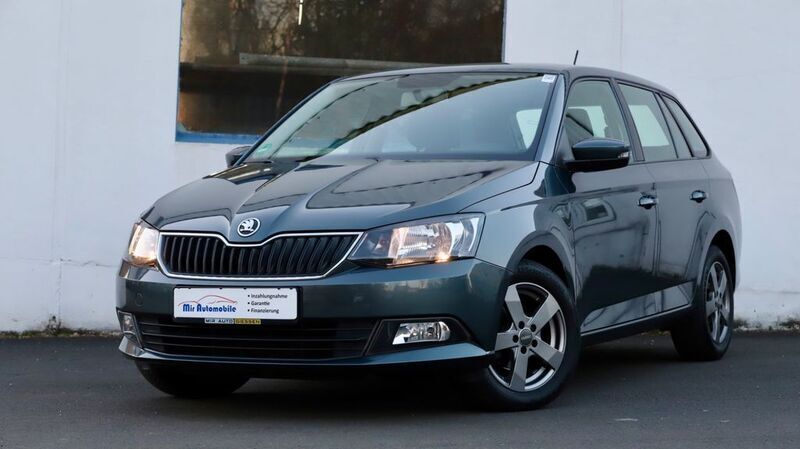Grau Gebraucht 2016 Skoda Fabia Ambition Kombi | 7.998 € (Guter Preis) - Bild 1/4