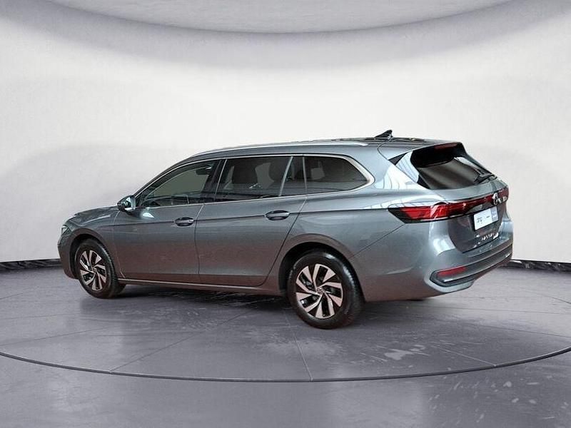 Gebraucht VW Passat Business 150 PS (110 kW) 2025 Diabasgrau metallic Kombi