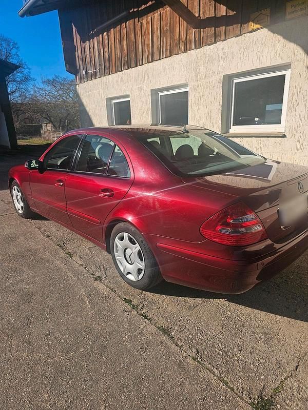 Usata Mercedes E220 150 CV (110 kW) 2004 Berlina