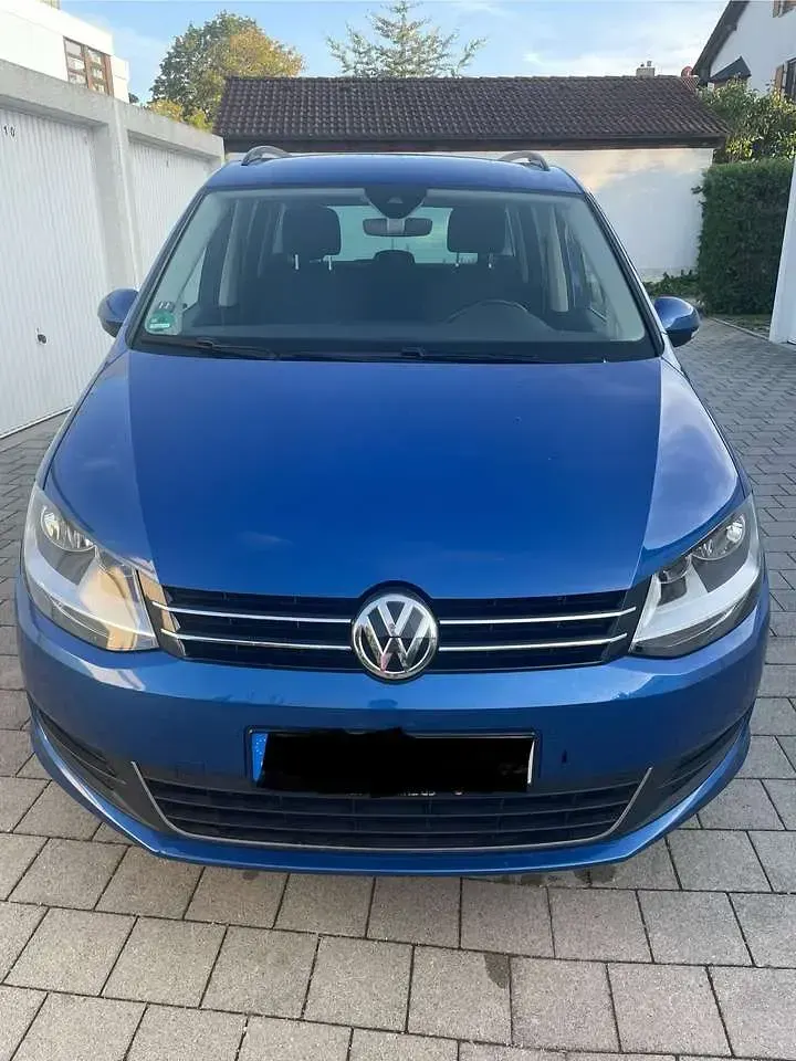 Gebraucht VW Sharan Comfortline 150 PS (110 kW) 2019 Blau Van / Kleinbus